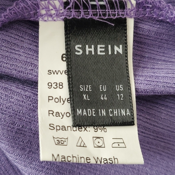 SHEIN TURTLENECK TOP 12 - Picture 2 of 2